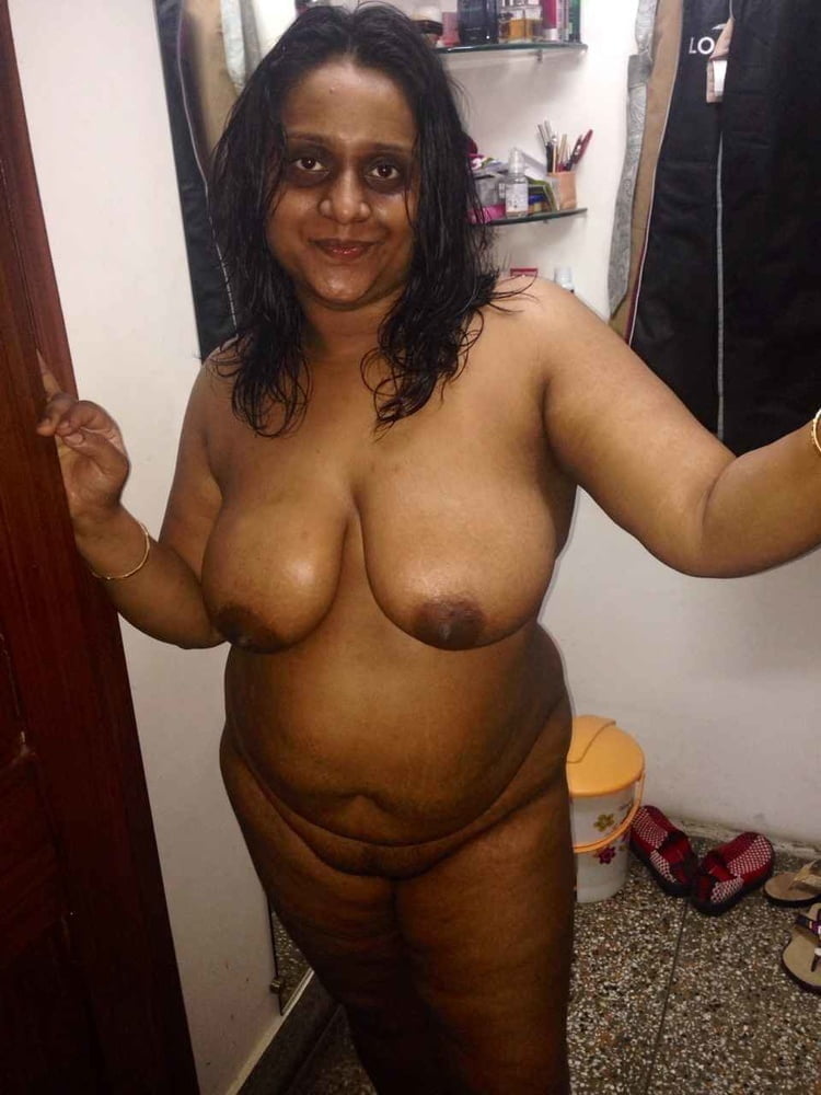Nude Big Boobs Aunty Photos New.